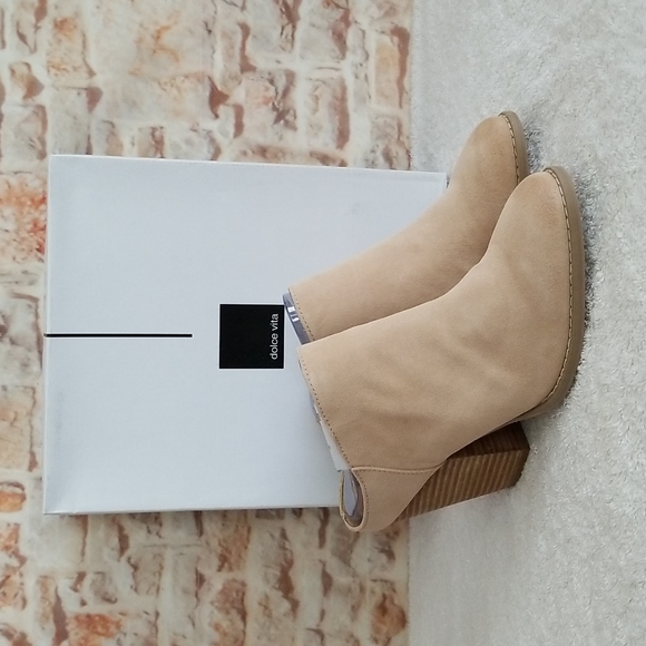 New Dolce Vita Heath Suede Mules - Picture 1 of 15